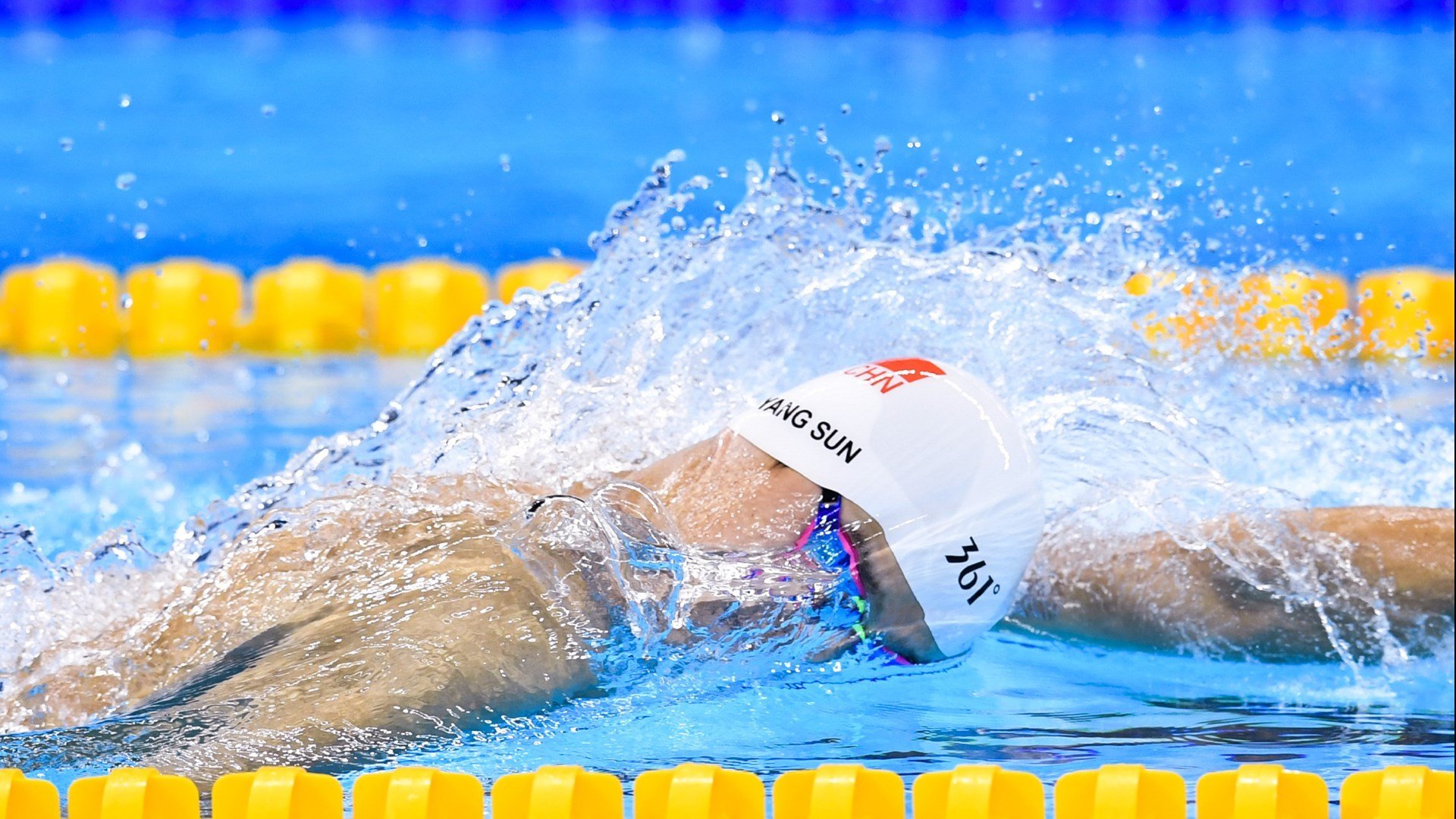 东亚杯中国足球逆袭 球迷纷纷点赞,东亚杯2021举办中国